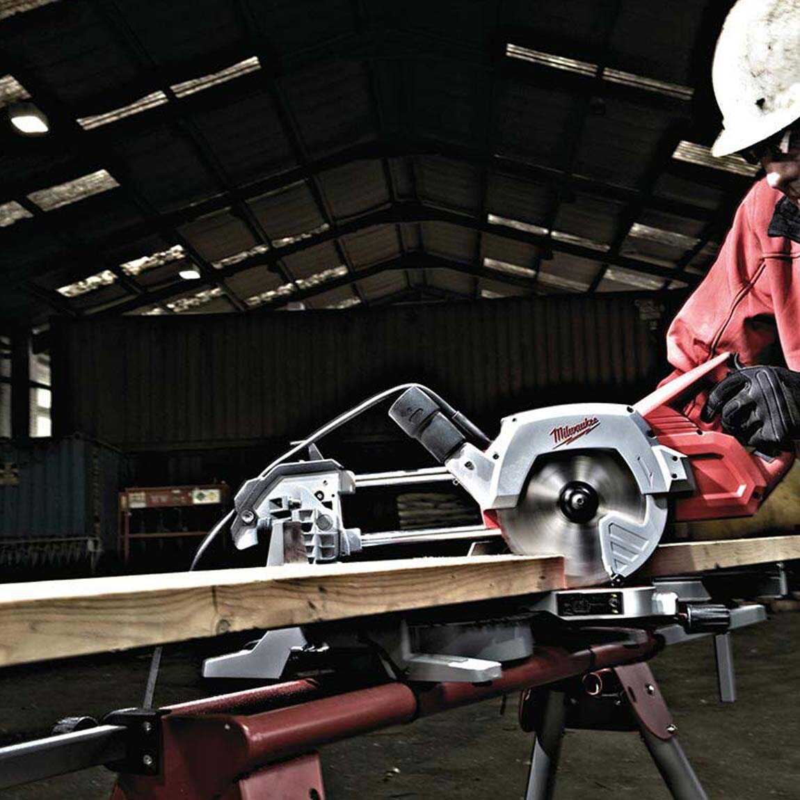 MİLWAUKEE MS 216 SB GÖNYE KESME (T: 216 mm) – Neziroglu